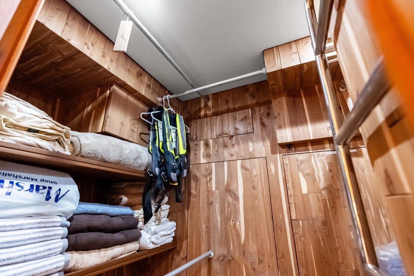 Лучшие предложения покупки яхты El Legado - GRAND BANKS MARINE