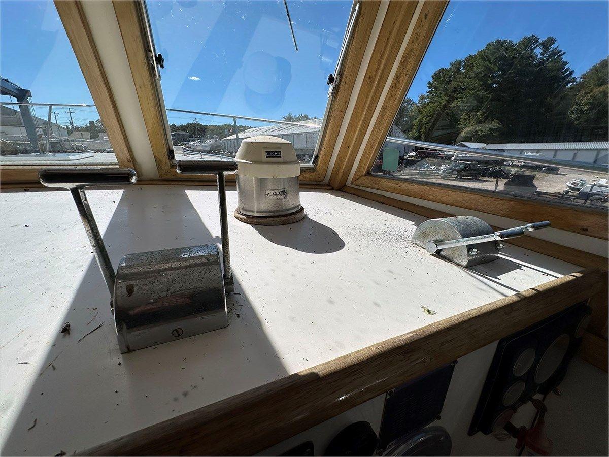 best yacht sales deals 37' MDI 1991 37