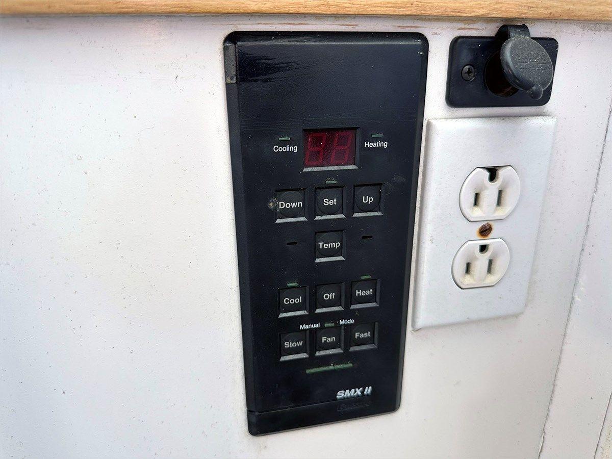 Купить яхту 37' MDI 1991 37 1991 в Shestakov Yacht Sales