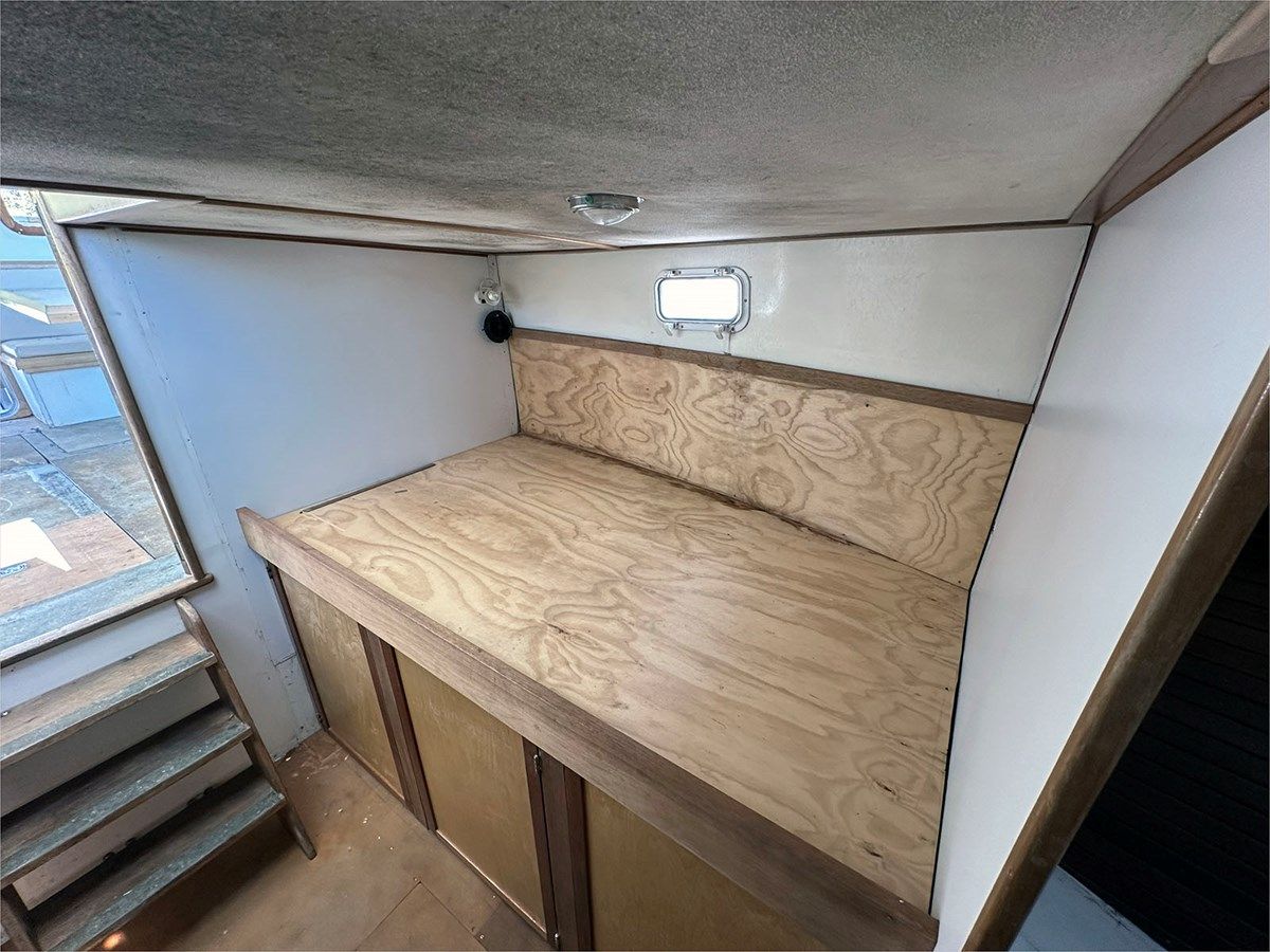 Купить яхту 37' MDI 1991 37 37 в Shestakov Yacht Sales