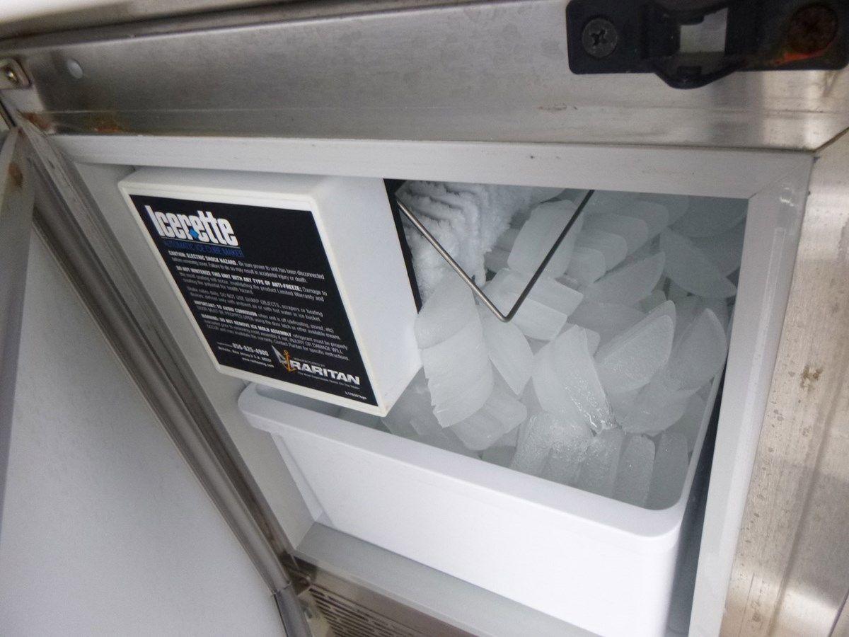 the best price on Habeas Orcas