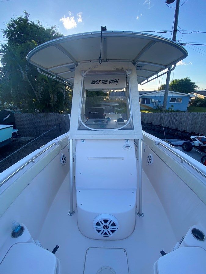 Buy a yacht knot the usual Chase 273