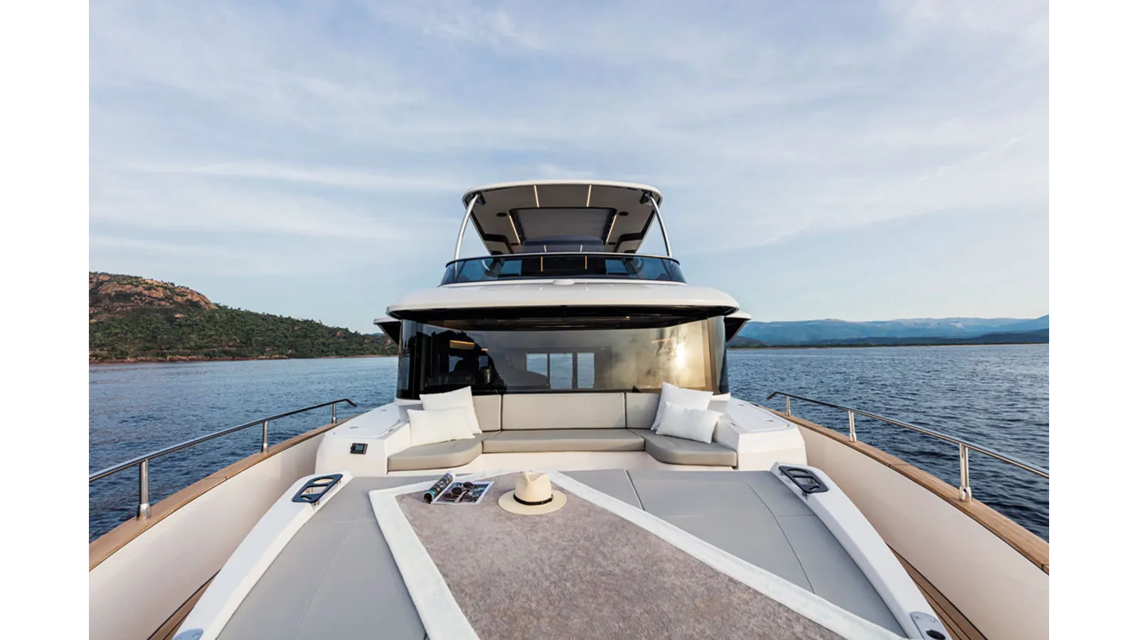 the best price on NAVETTA 58 ON-ORDER 58