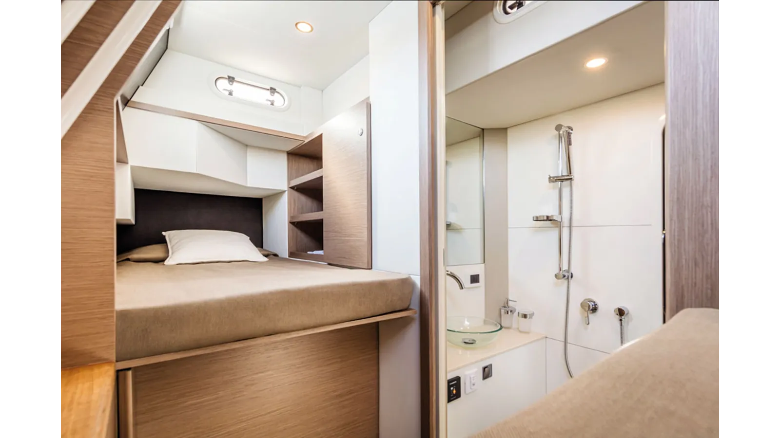 NAVETTA 58 ON-ORDER - Absolute Yachts price