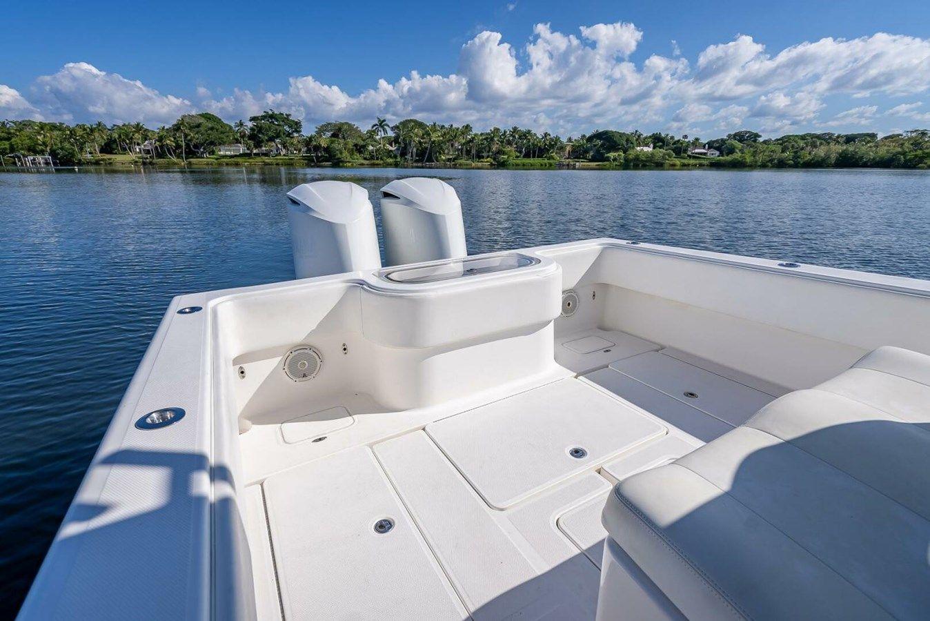 Buy a yacht Invincible - INVINCIBLE