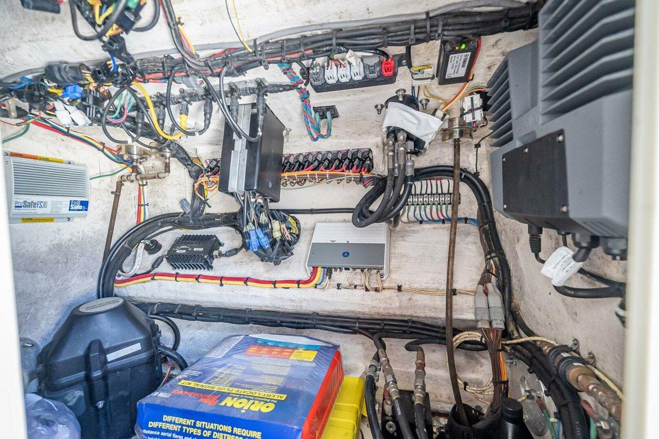 Buy a Invincible 36 at Shestakov Yacht Sales