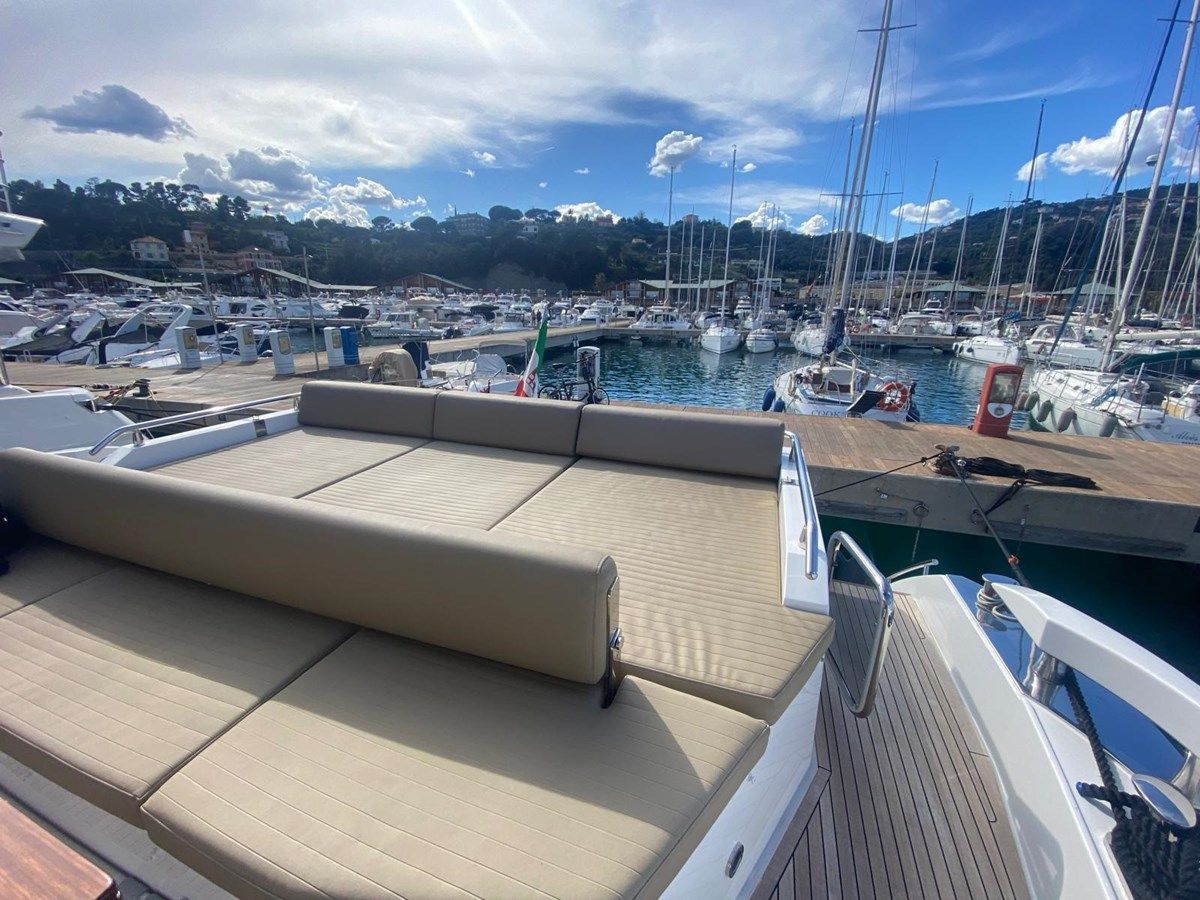 10009846 - Azimut Yachts