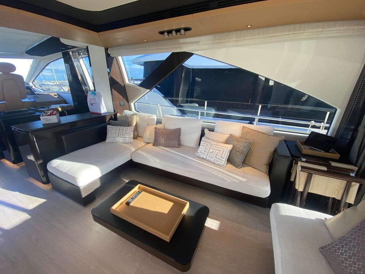 the best price on 10009846 - Azimut Yachts