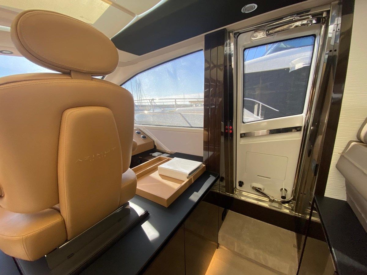 best yacht sales deals 10009846 - Azimut Yachts