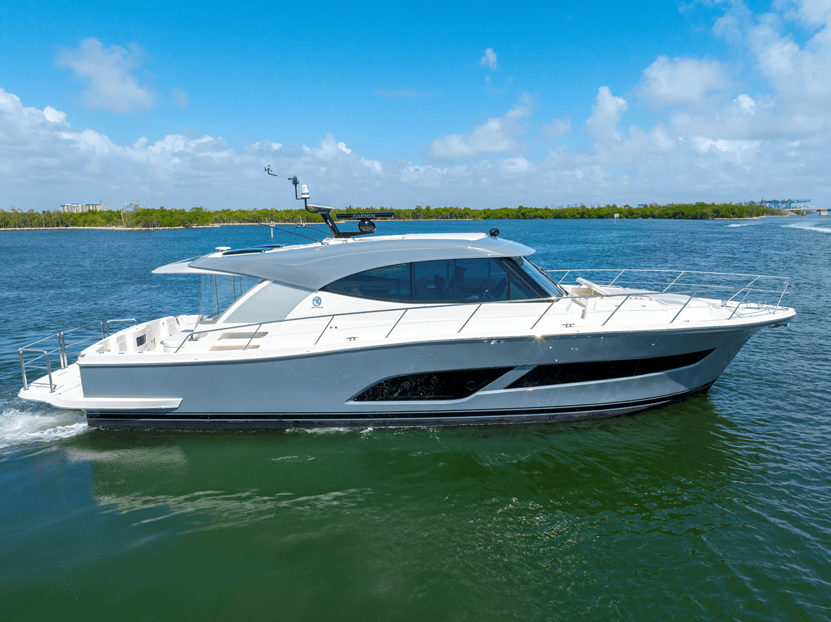 the best price on 505 SUV 50