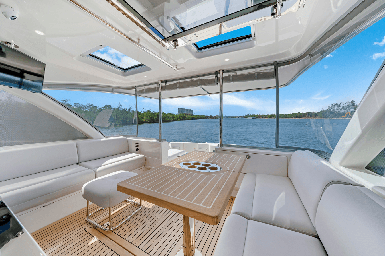 Buy a 505 SUV 505 SUV at Shestakov Yacht Sales