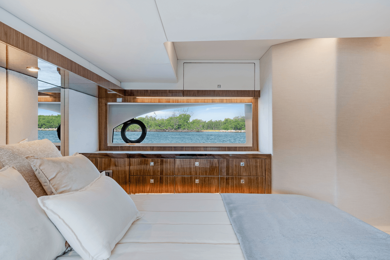 505 SUV 50 yacht sale