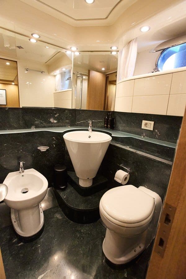 POBEDY I 2004 yacht sale