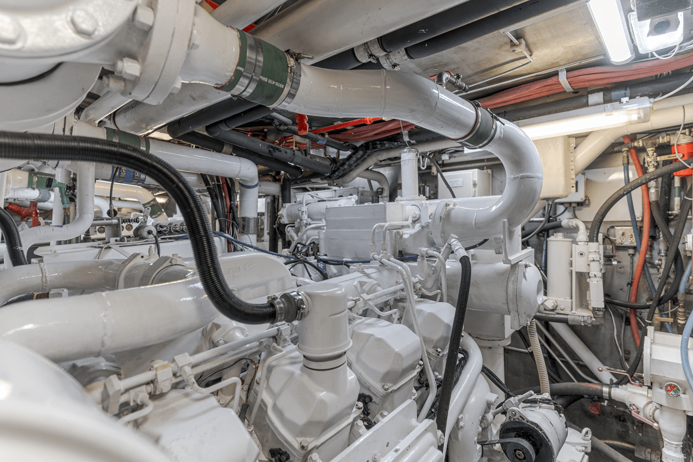 Лучшие предложения покупки яхты Huracan Expedition