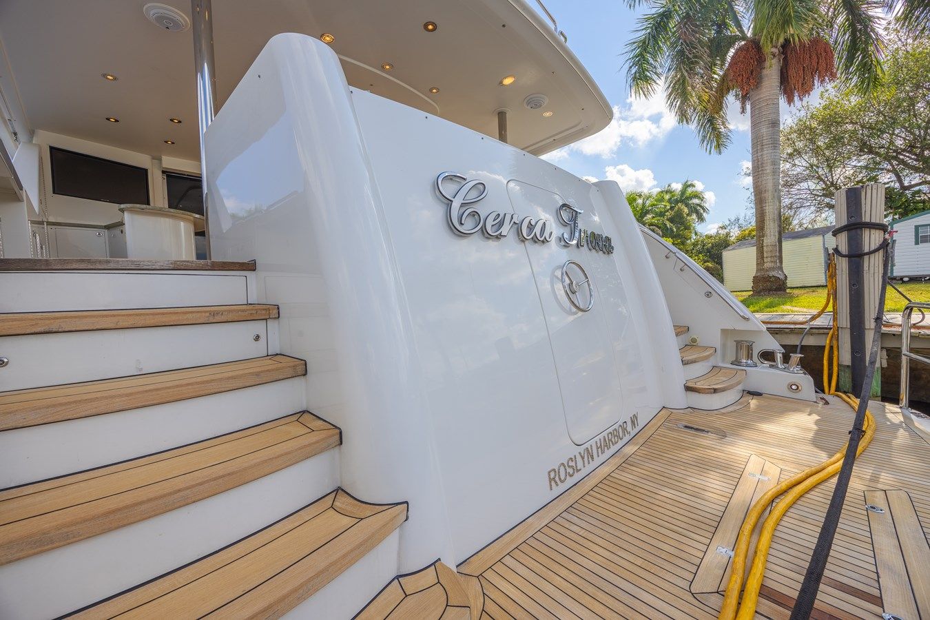 Cerca Trova 2011 yacht sale