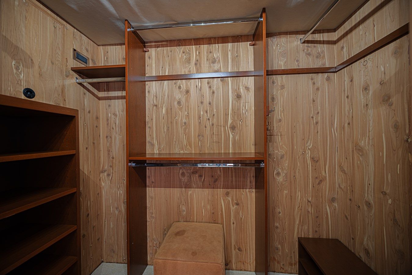 Buy a Cerca Trova at Shestakov Yacht Sales