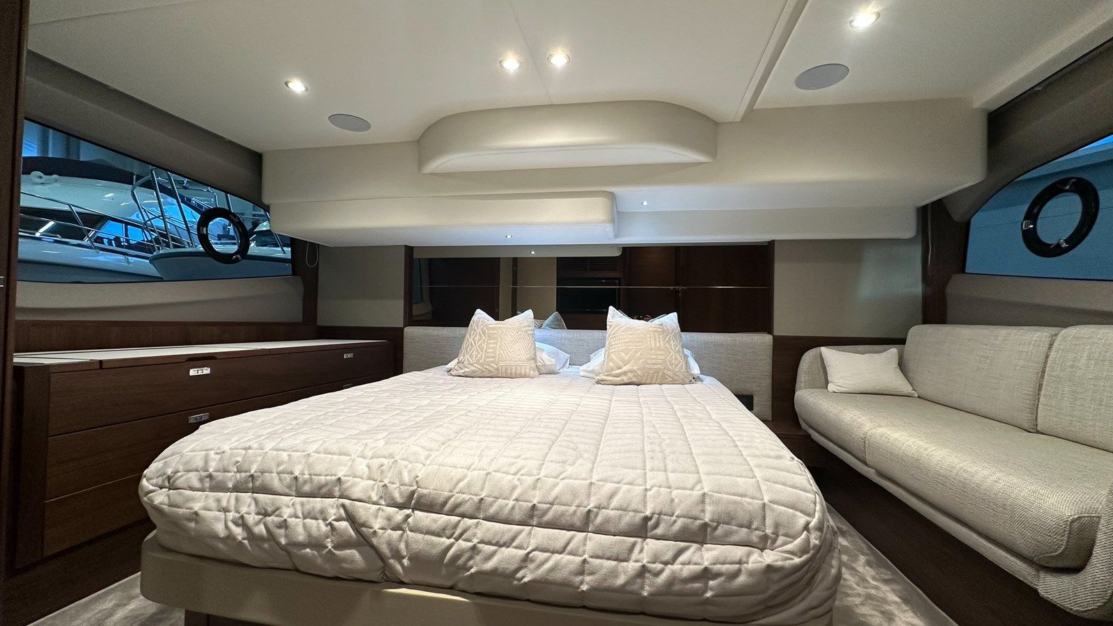 Buy a PRINCESS F50 (F50199) - PRINCESS at Shestakov Yacht Sales