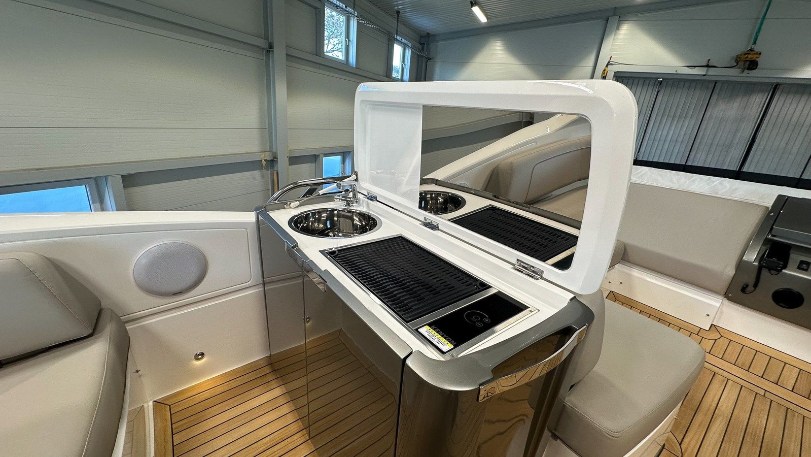 the best price on PRINCESS F50 (F50199) 51