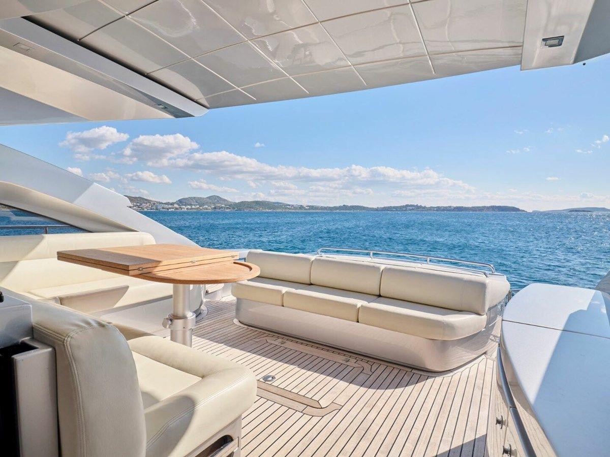 Buy a yacht MY NICKEL - PERSHING