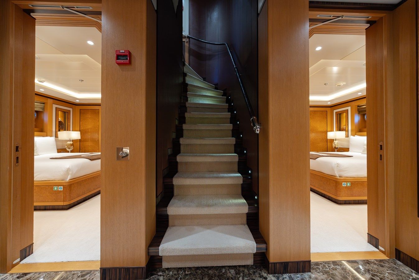 LATITUDE Custom Tri-Deck