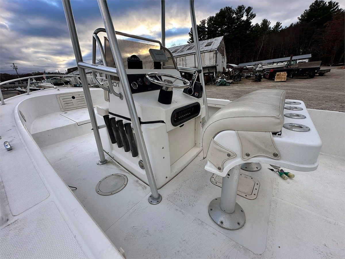 Buy a 20' Mako 2001 201 at Shestakov Yacht Sales