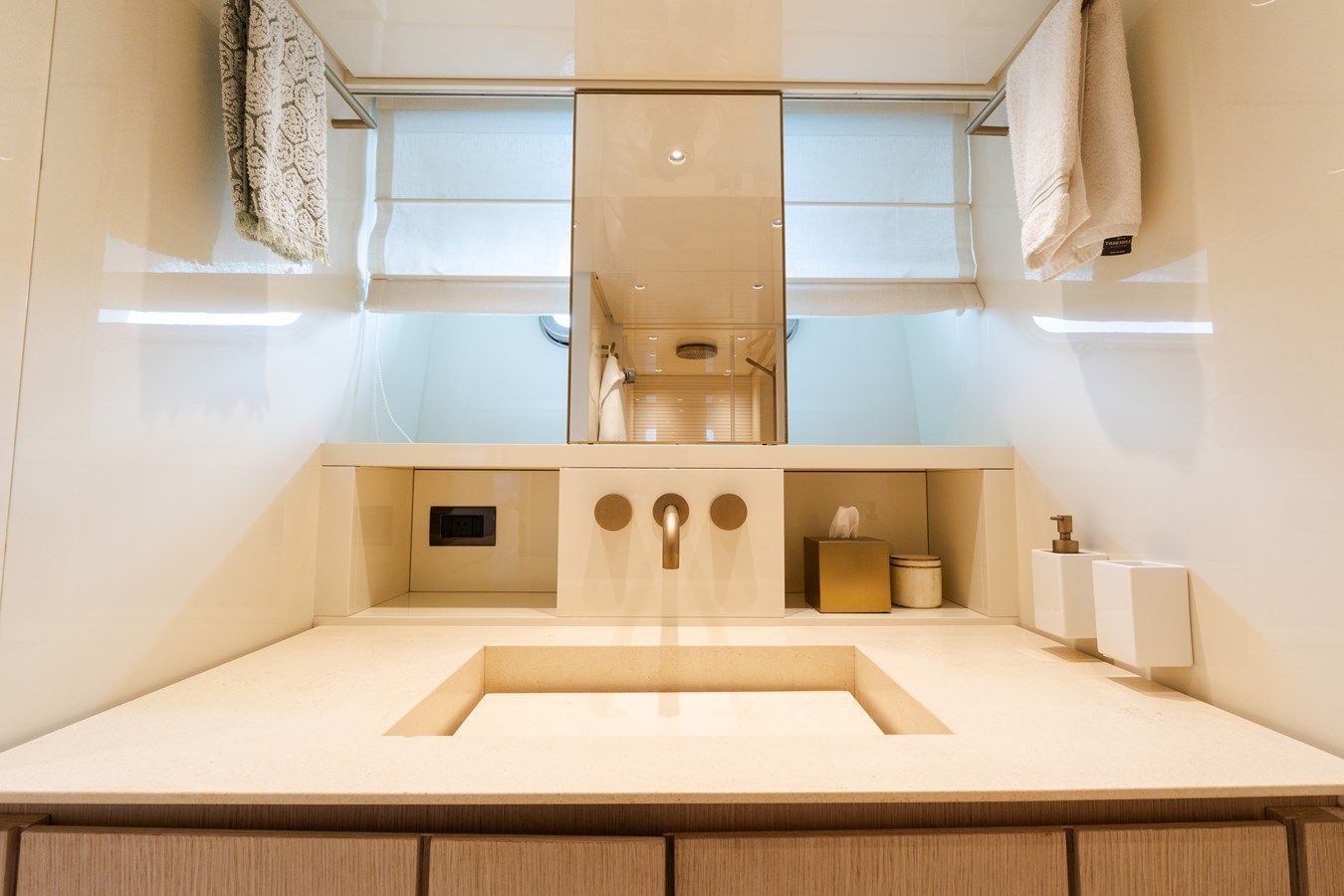 VASILIKI - Sanlorenzo price