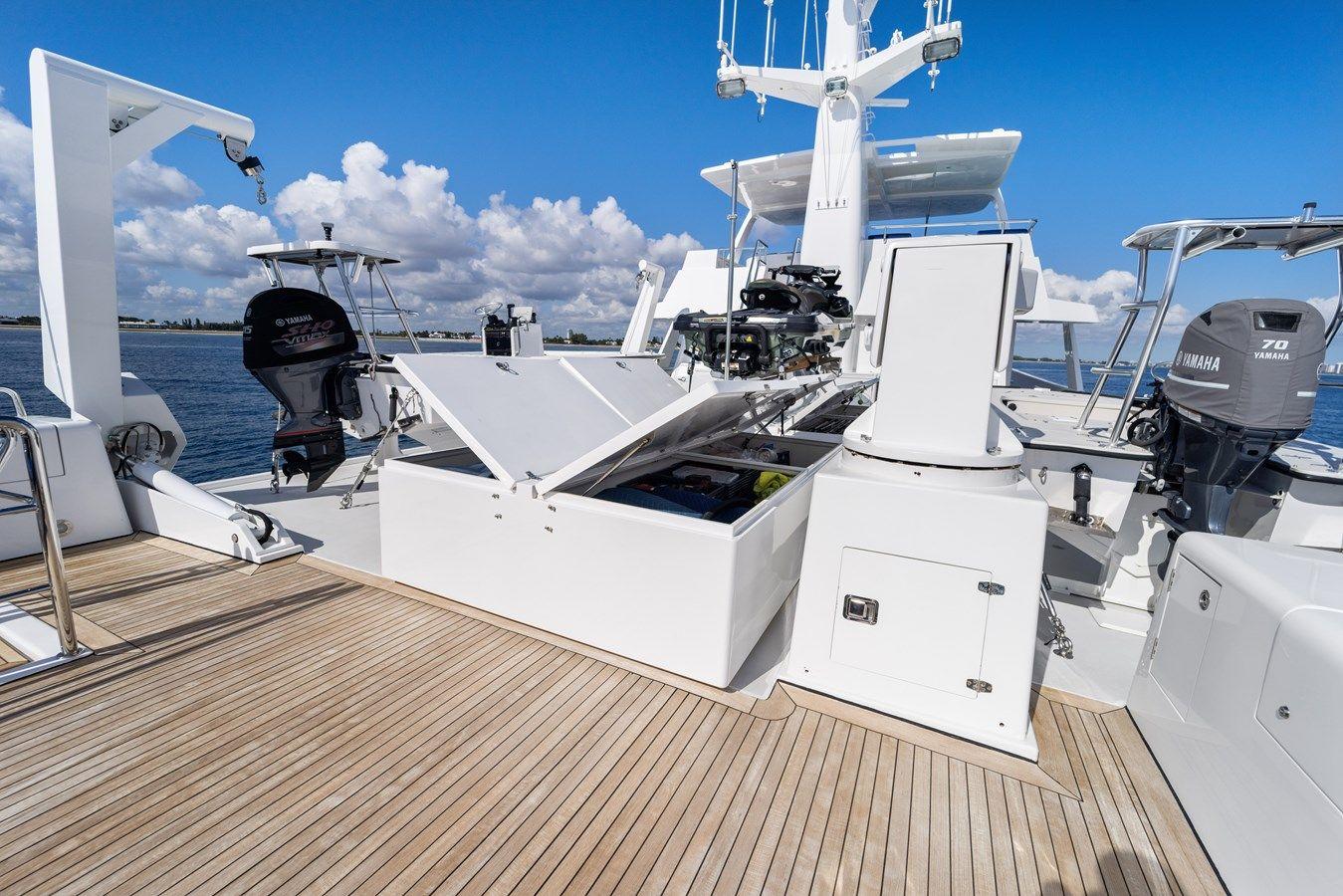 Buy a yacht PENELOPE 1990