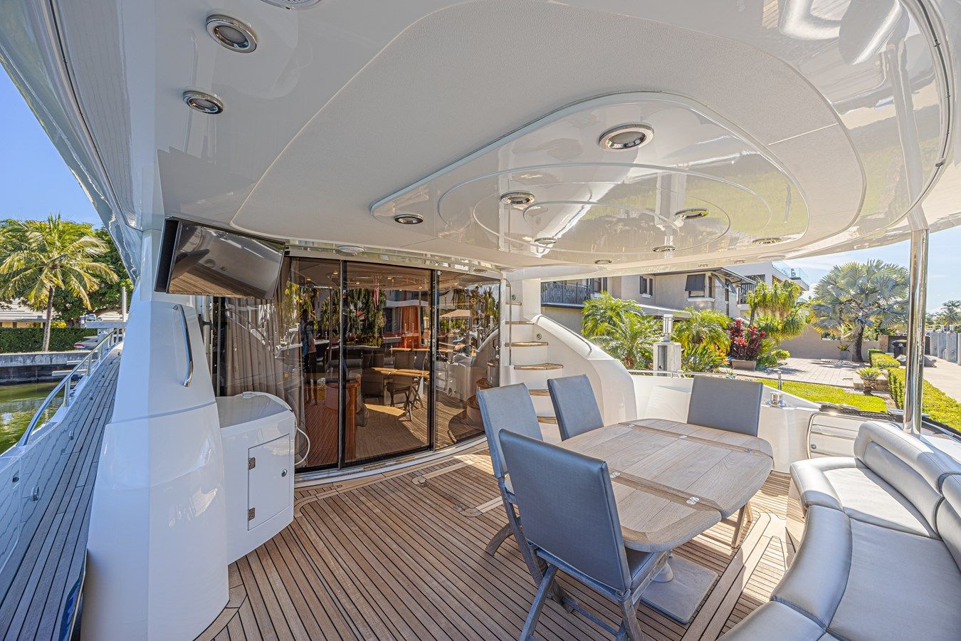 Buy a BIG CHUBBY XL 2006 at Shestakov Yacht Sales