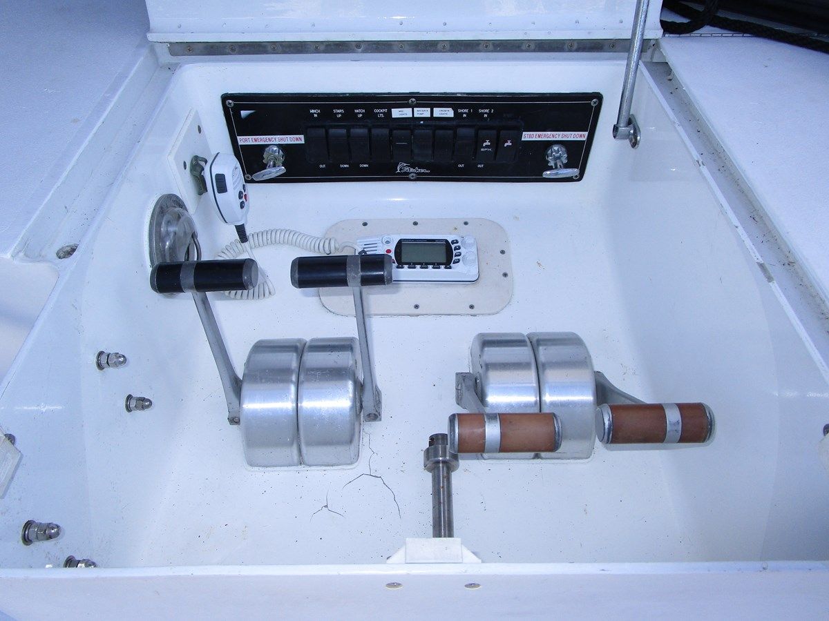 the best price on ELSKA - STRIKER