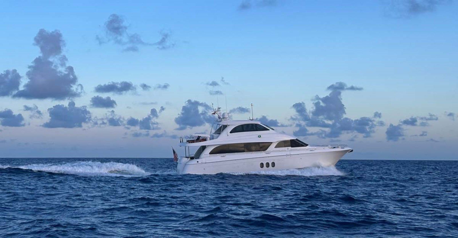 Buy a yacht SAPPHIRE - Hatteras