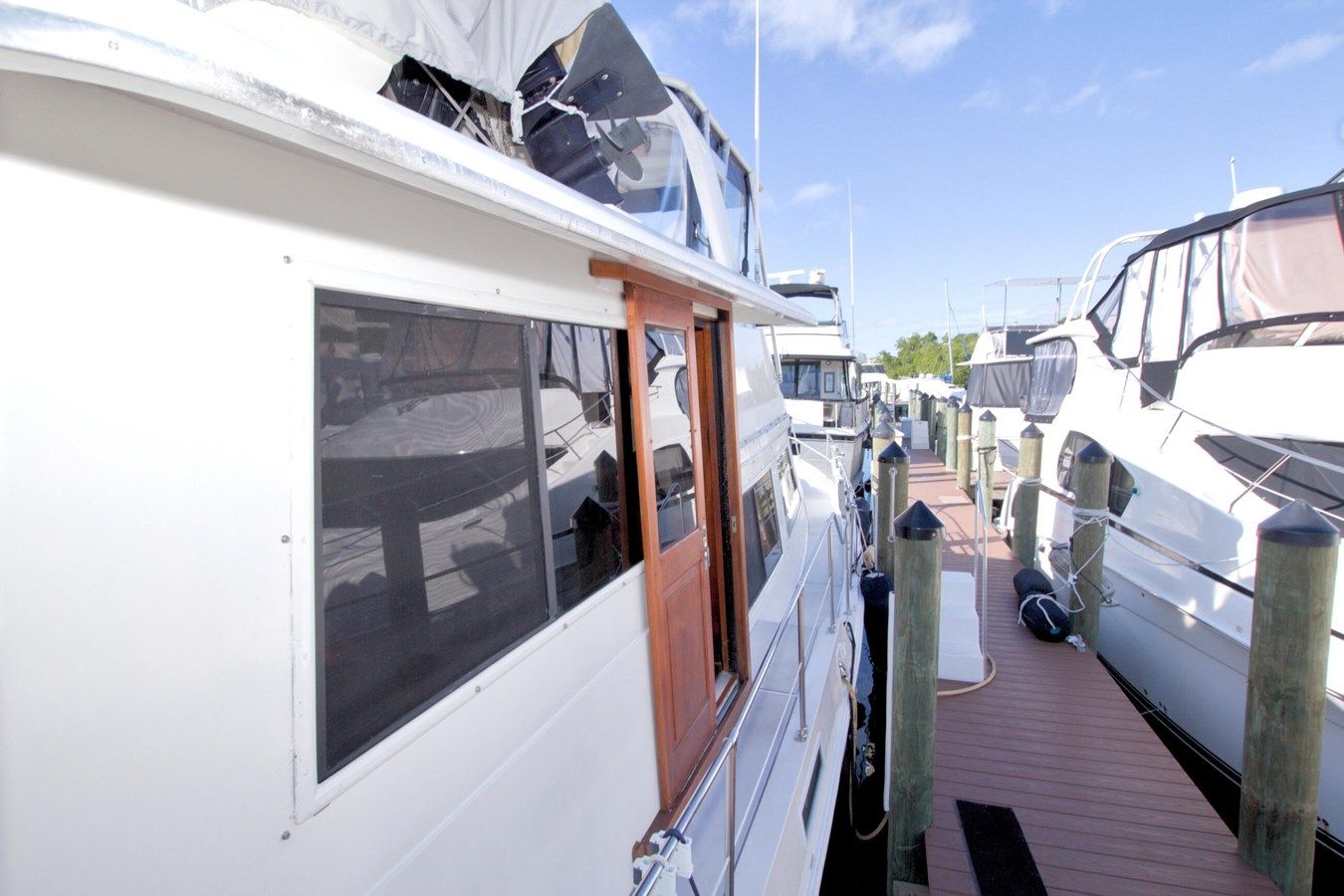 Лучшие предложения покупки яхты Moonlighter 44