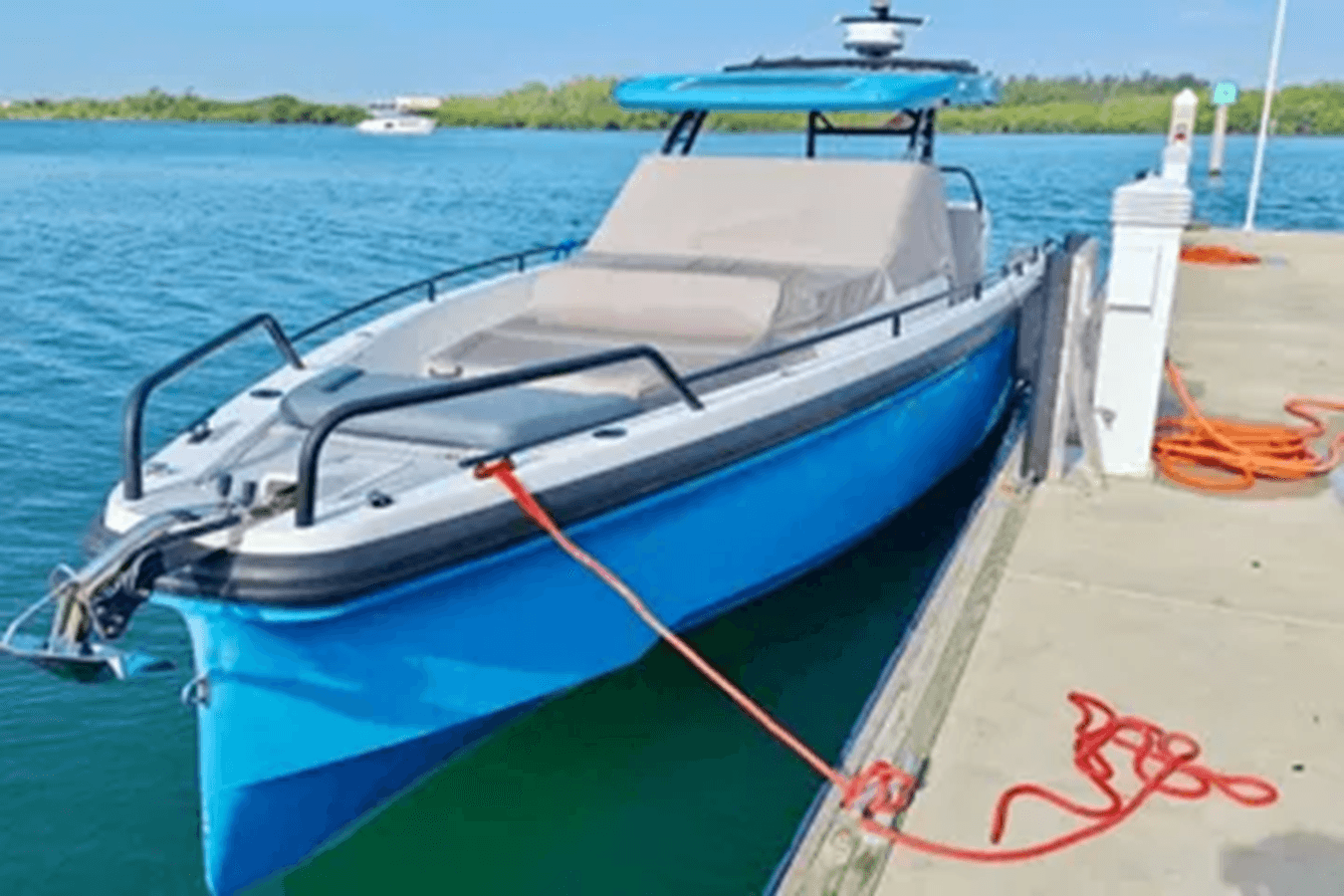 Out of the blue - Axopar yacht sale