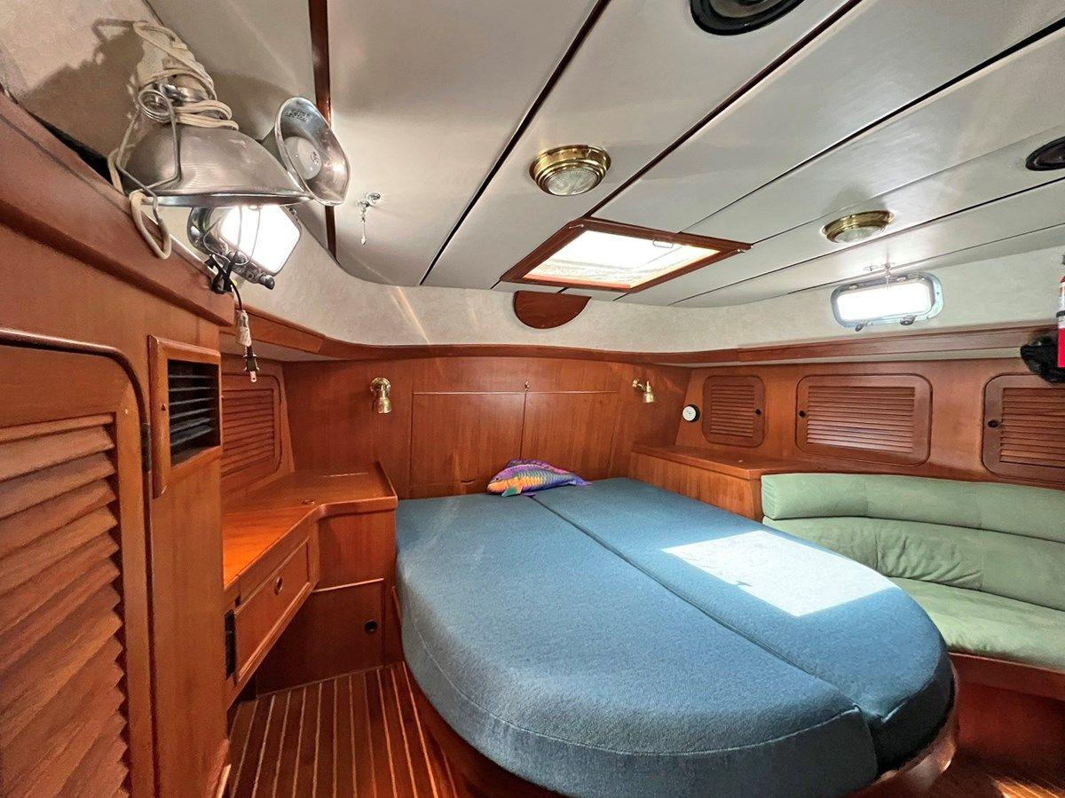 CHACARA - HYLAS price