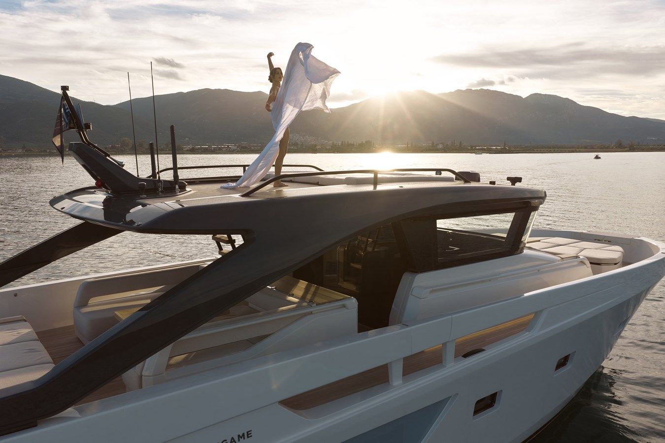 Купить яхту MY BEEGEE 2025 в Shestakov Yacht Sales