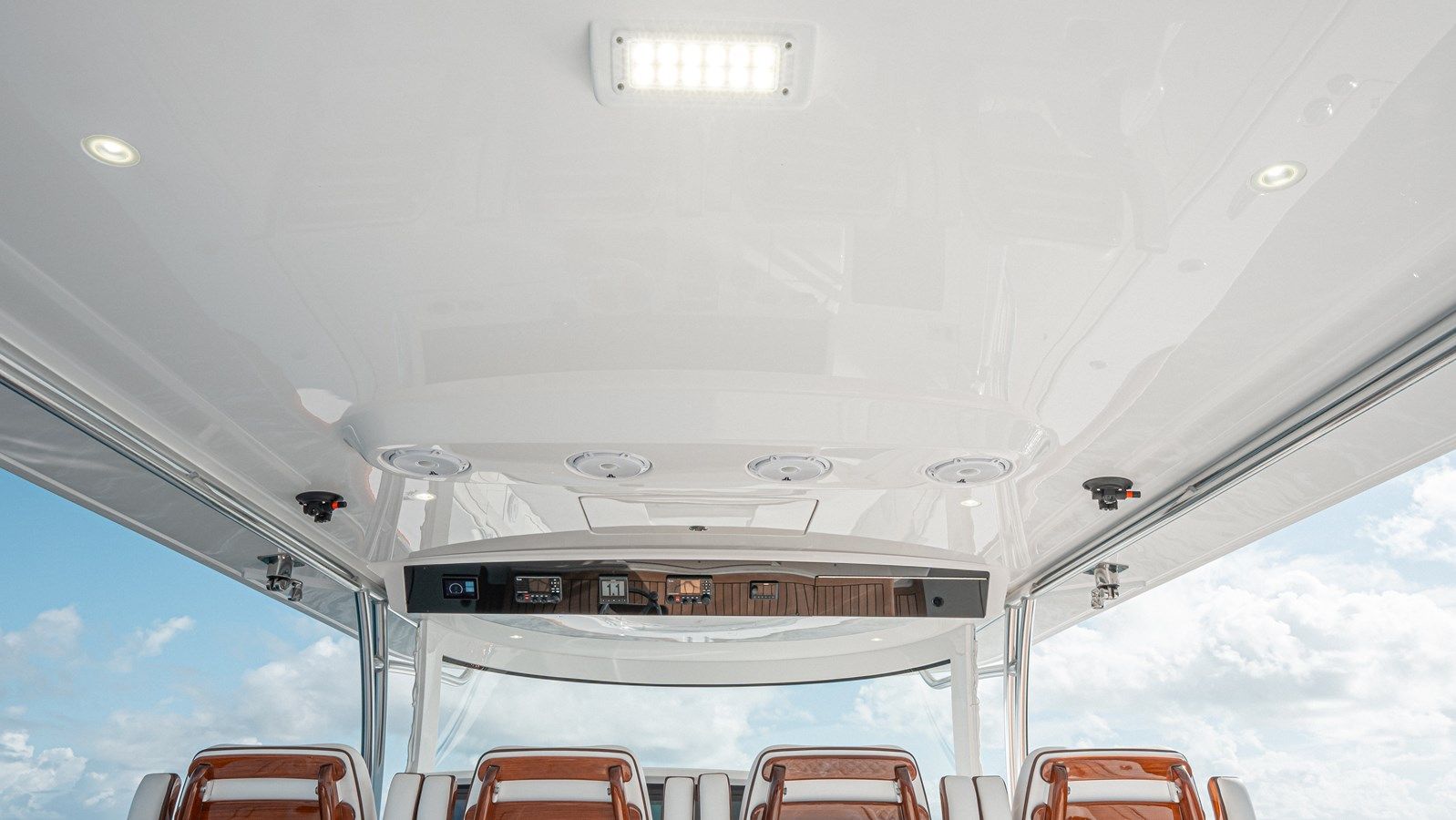 Buy a yacht V-55 - VALHALLA BOATWORKS