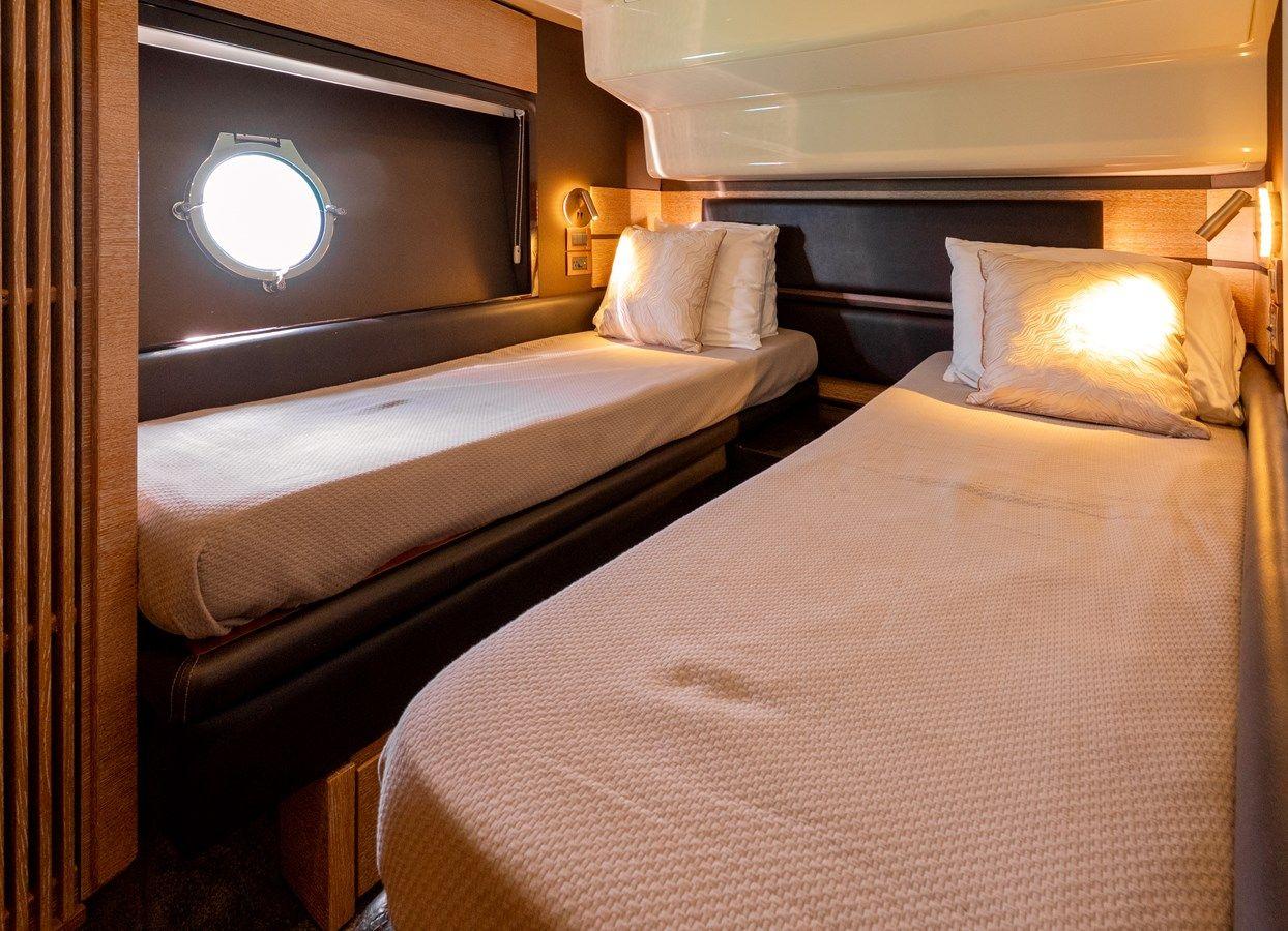 Buy a yacht GOLDEN SUN - Azimut Yachts