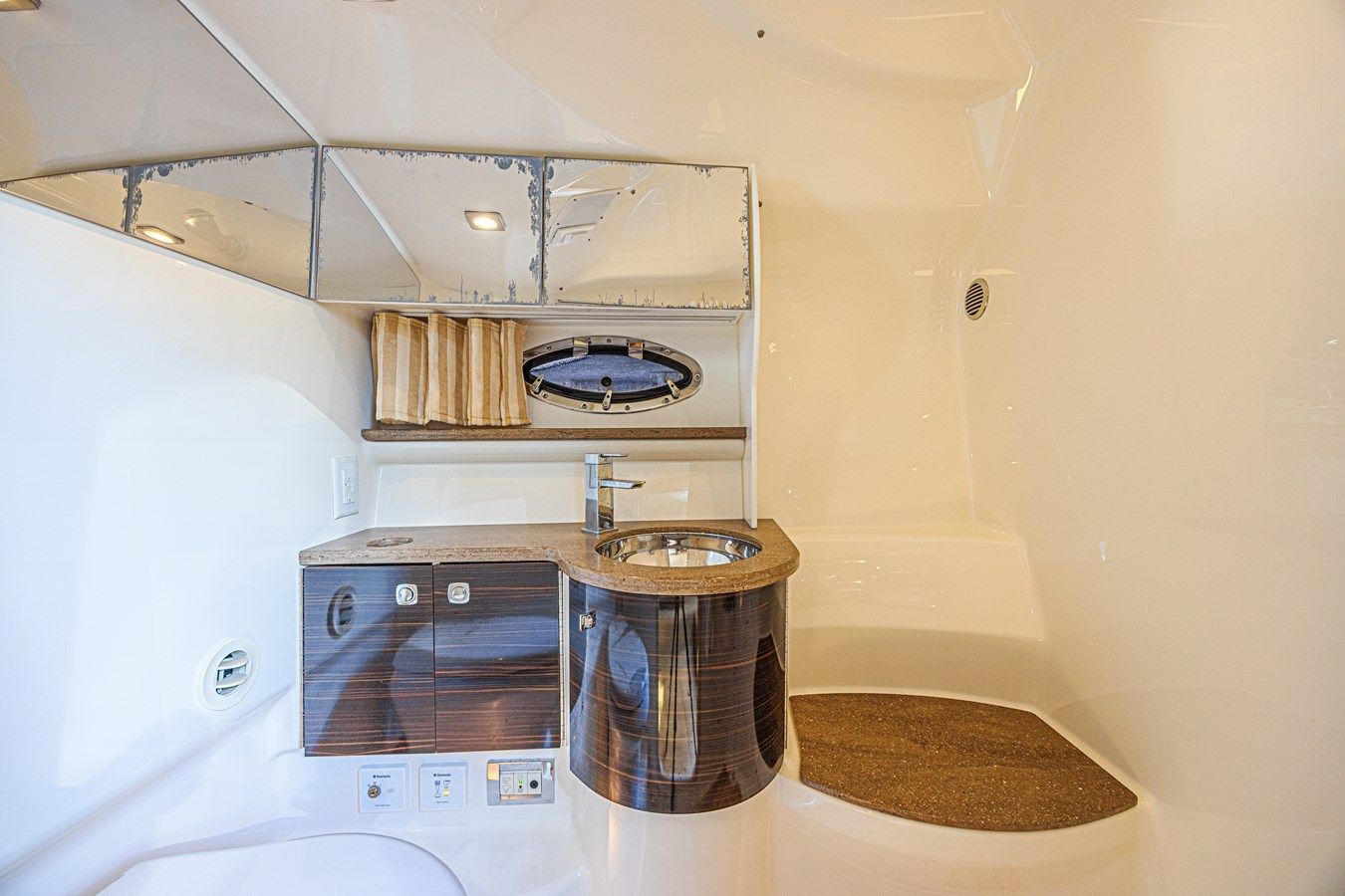 Buy a TNRD8470F213 at Shestakov Yacht Sales