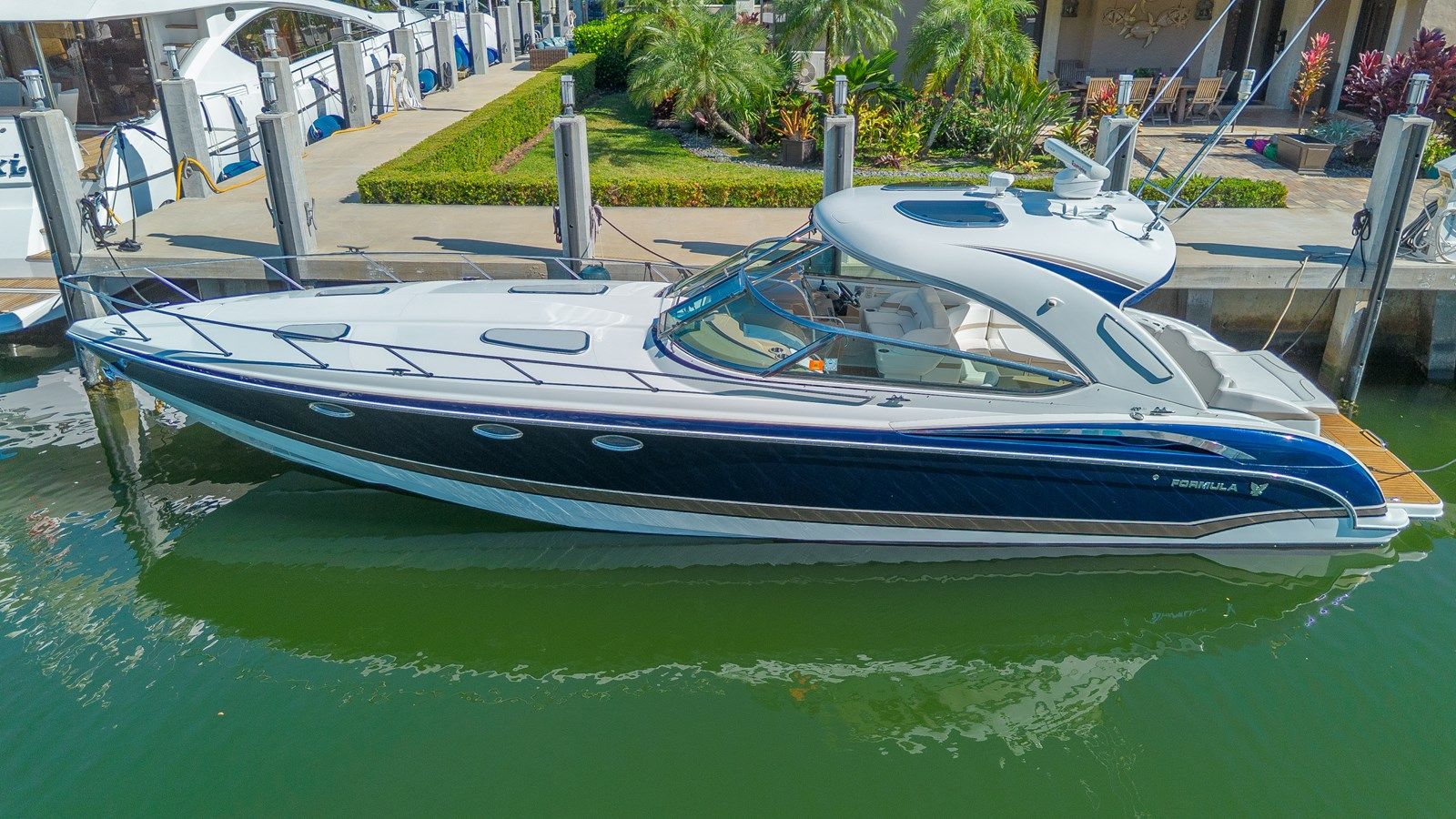 best yacht sales deals TNRD8470F213 - Formula Boats