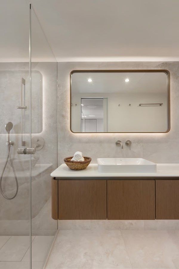 Buy a TWILIGHT Sunreef 100 Power at Shestakov Yacht Sales