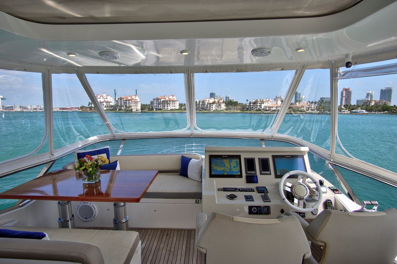 Buy a yacht GRATITUDE - Azimut Yachts