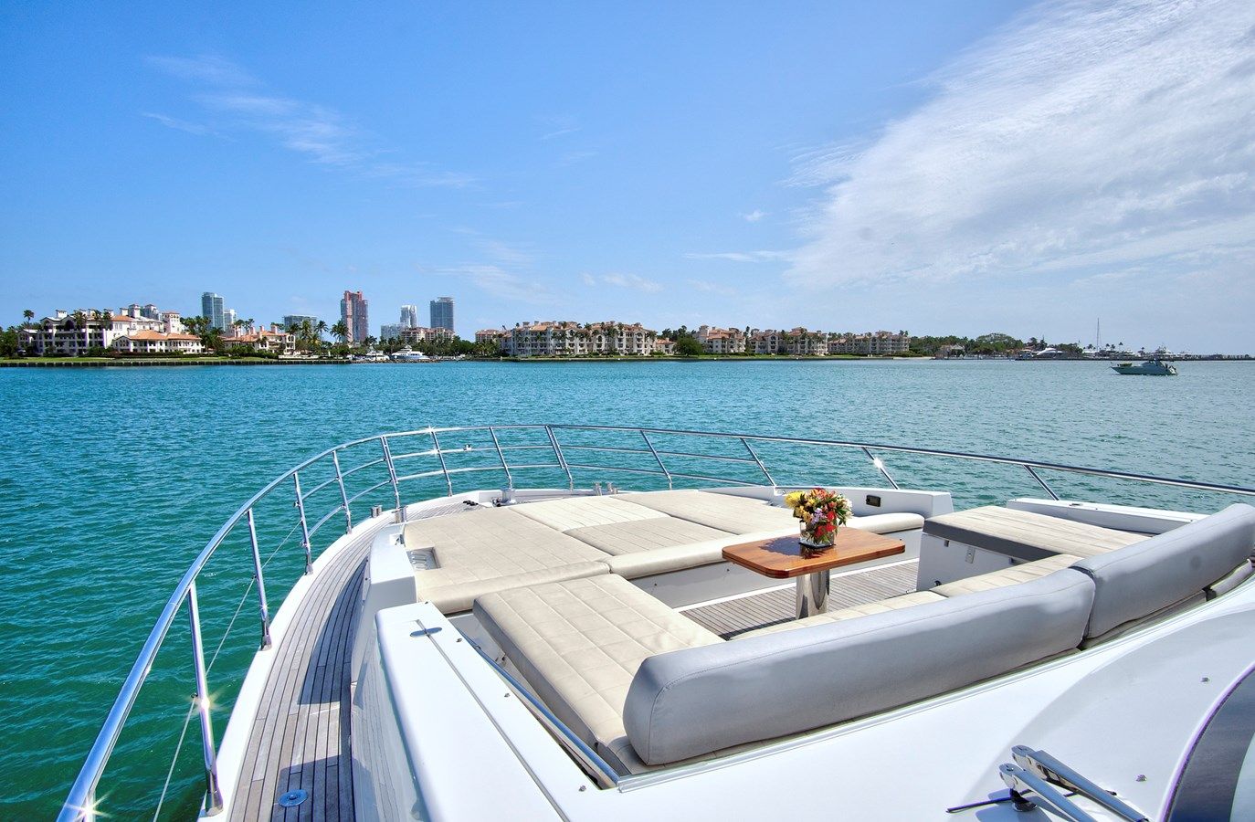 Buy a GRATITUDE - Azimut Yachts at Shestakov Yacht Sales