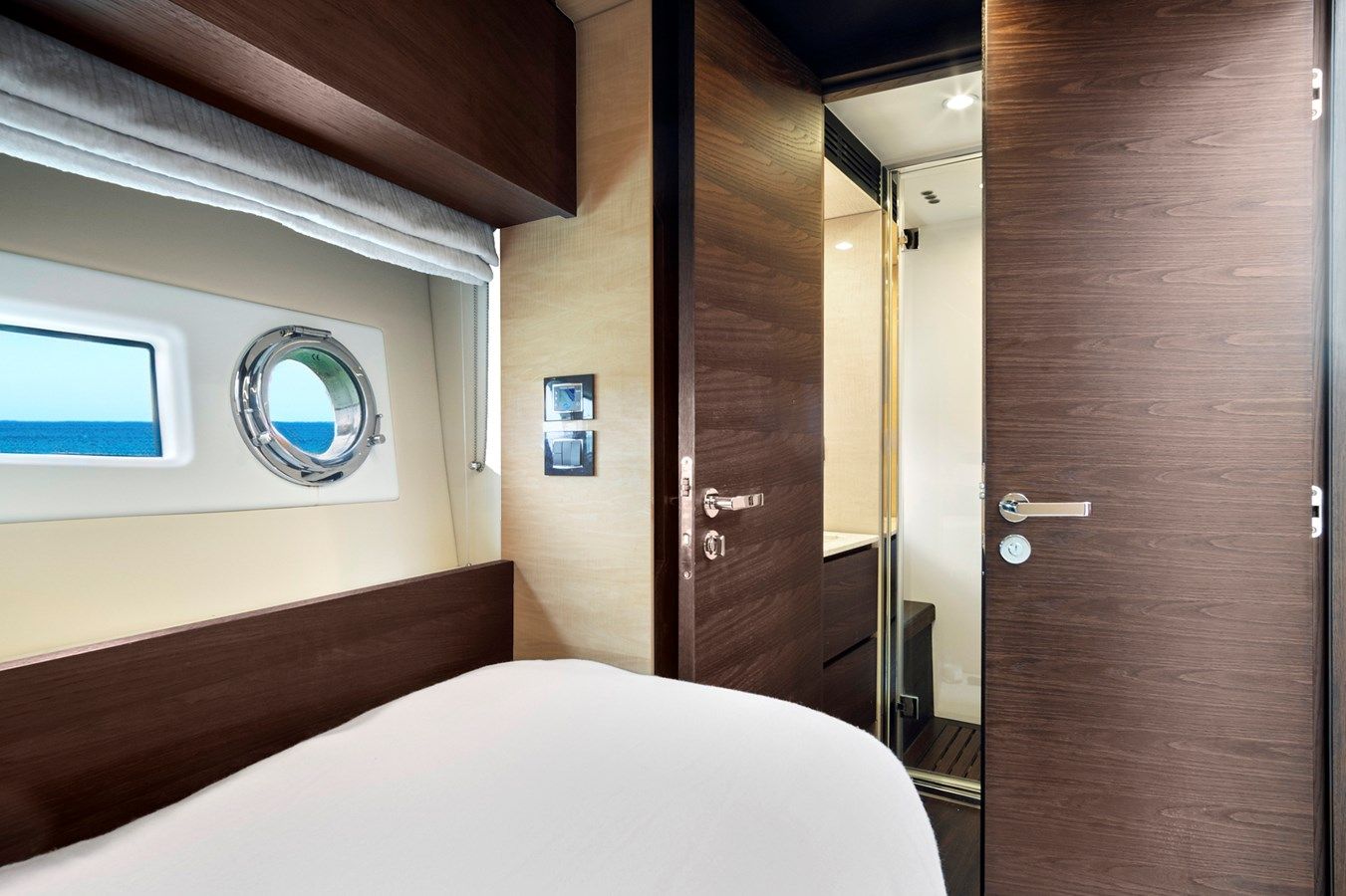 Buy a yacht GRATITUDE - Azimut Yachts