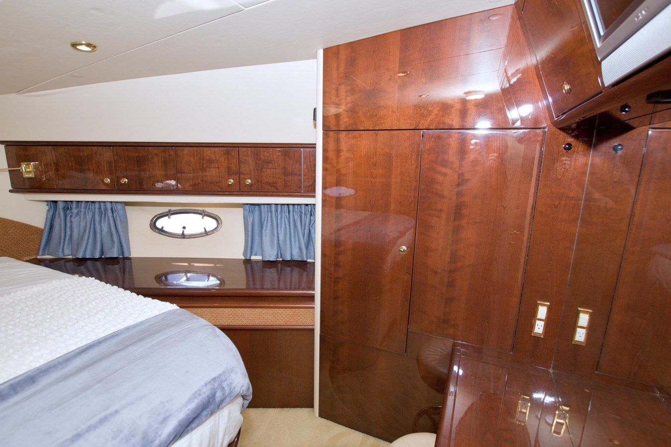 Лучшая цена на Bliss - NEPTUNUS