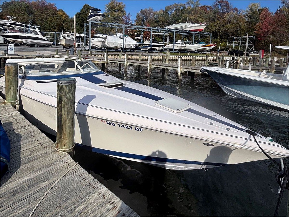 33' Donzi 1996 33ZX - Donzi yacht sale