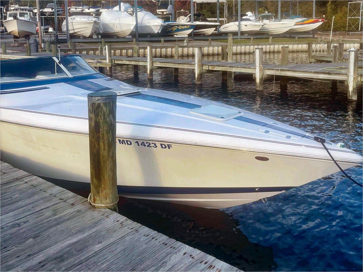 33' Donzi 1996 33ZX - Donzi price