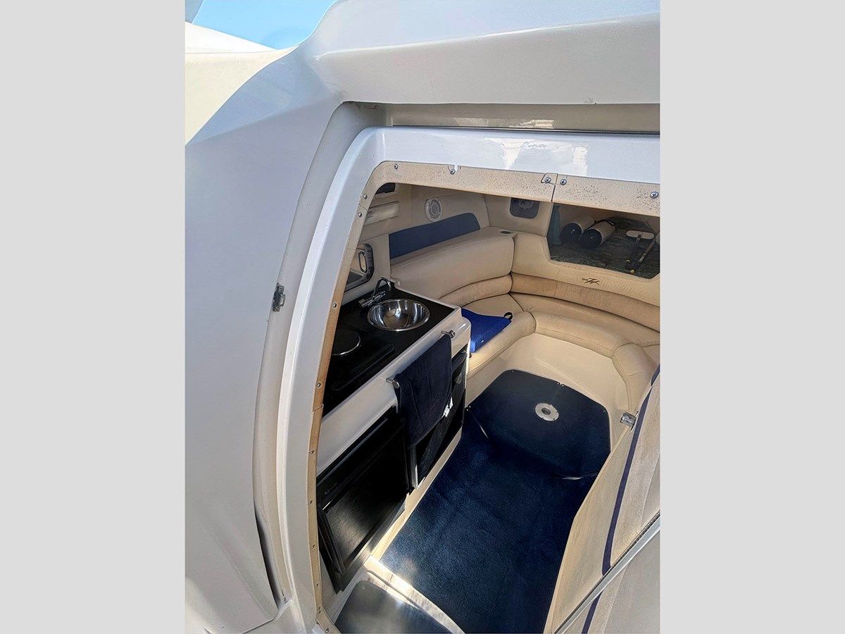 Buy a yacht 33' Donzi 1996 33ZX 1996