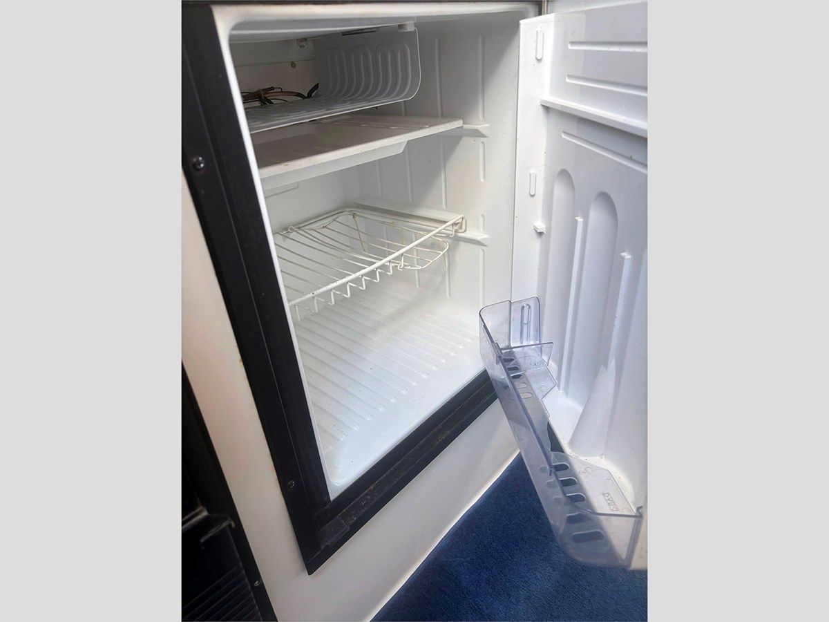 Buy a 33' Donzi 1996 33ZX - Donzi at Shestakov Yacht Sales