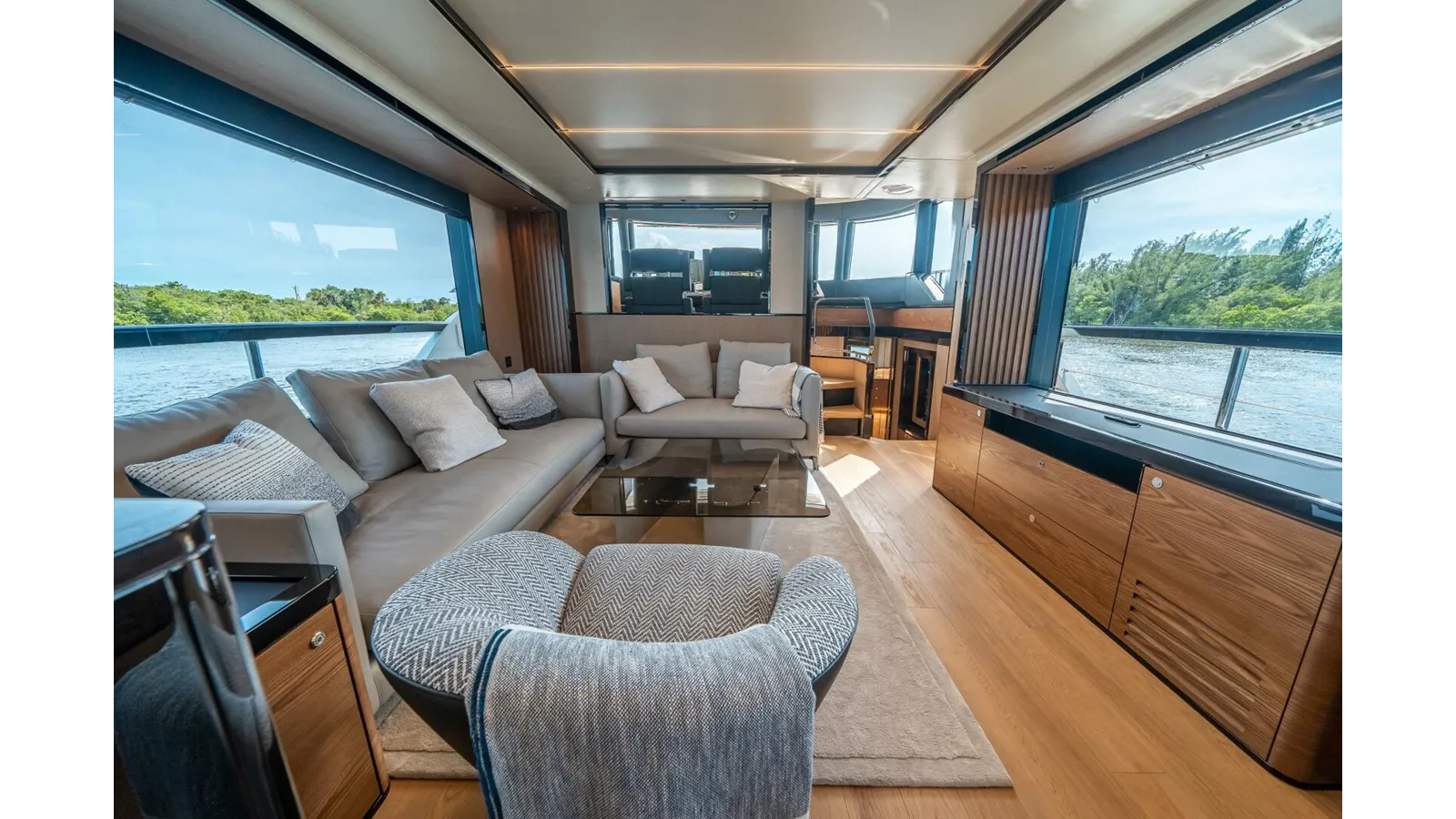 Стоимость яхты OUR TRADE - Absolute Yachts