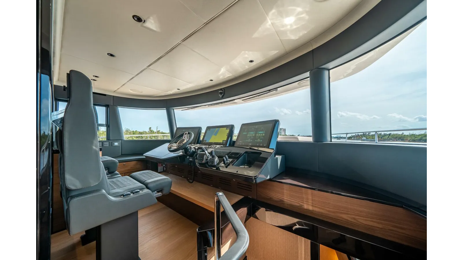 Купить OUR TRADE - Absolute Yachts