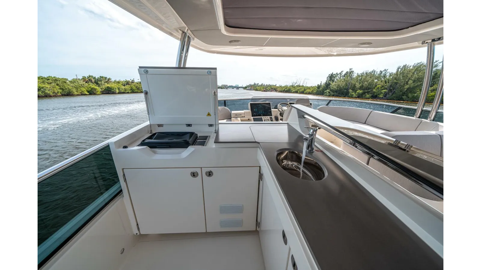 Купить OUR TRADE 68